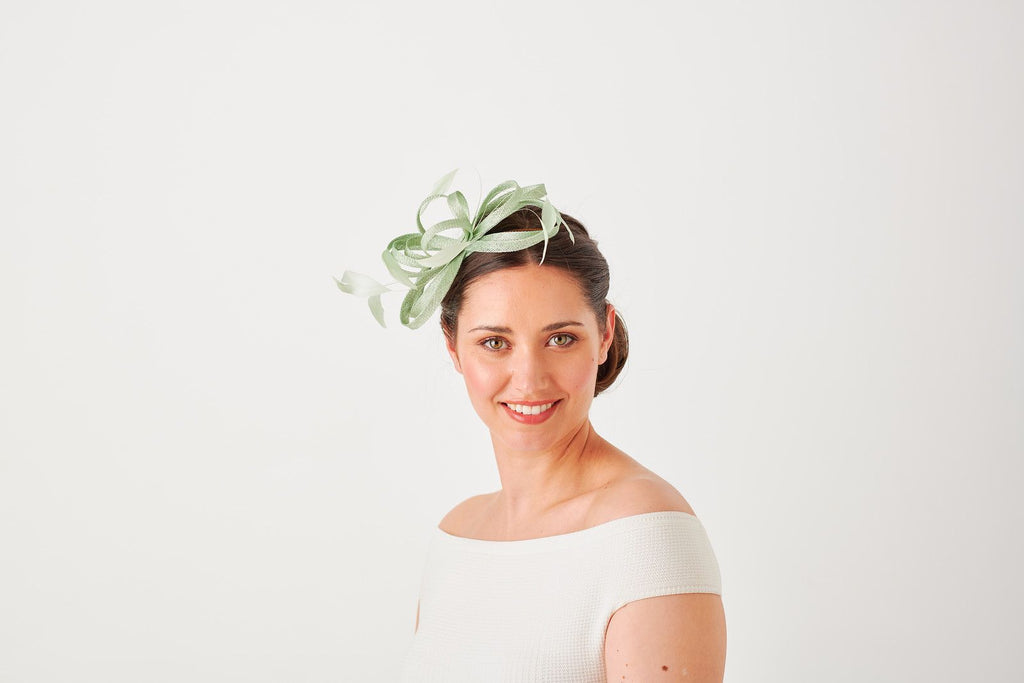Medium Loop Sinamay And Feather Fascinator On A Fine Headband (12 Colo