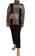 Ladies Knit Roll Neck Jumper Block Colour Print (2 Colours)