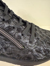 Waldlaufer 754807 200 001  H-Yuna Black Textured Leather Trainer Boots