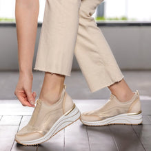 Remonte D0T08-61 Cream Multi Zip Front Wedge Trainers