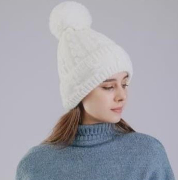 Cable Knit Plain Pom Pom Hat With Fleece Lining (7 Colours)