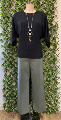 Plain Round Neck Pleated Top With Necklace (5 Colours)