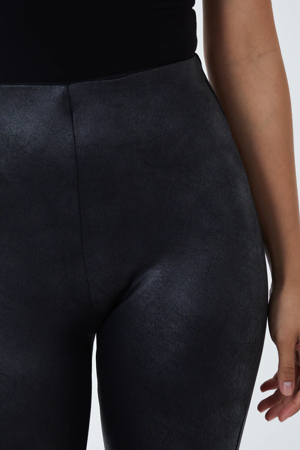 Matte leather look shop leggings