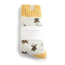 Miss Sparrow TSW015 Winter Bee And Stripe Cream Socks