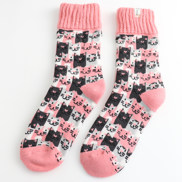 Miss Sparrow TSW028 Dusky Pink Winter Happy Cats Socks