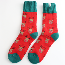 Miss Sparrow TSW037 Winter Reindeer Socks (2 Colours)