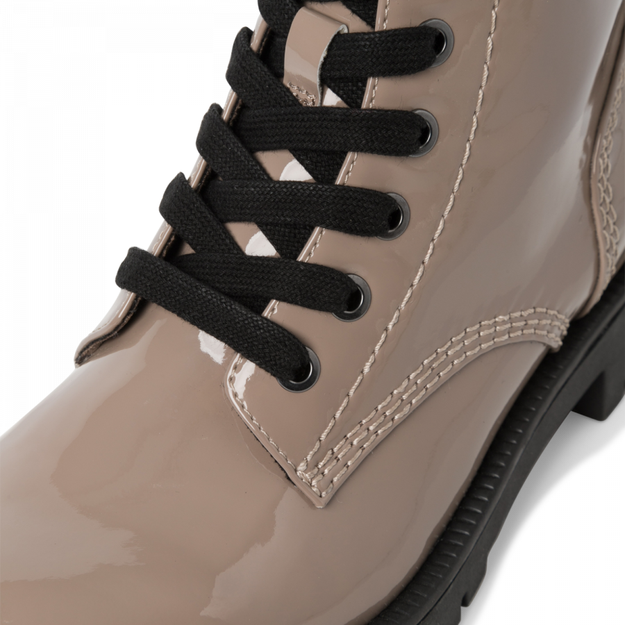 vinden er stærk Intens tyktflydende Tamaris 25807-29 Taupe Patent Lace-Up Ankle Boots – Missy Online: Shoes,  Fashion & Accessories Based in Leeds